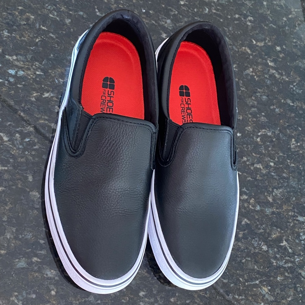 NEW! Merlin slip-on leather shoes